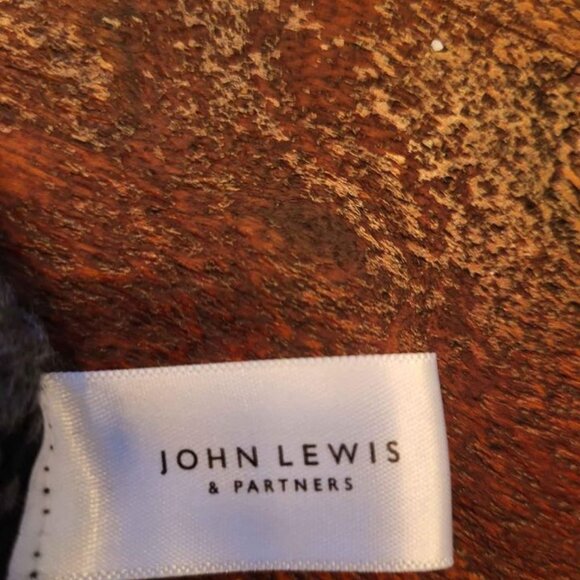 Scarf - Picture 3 of 4